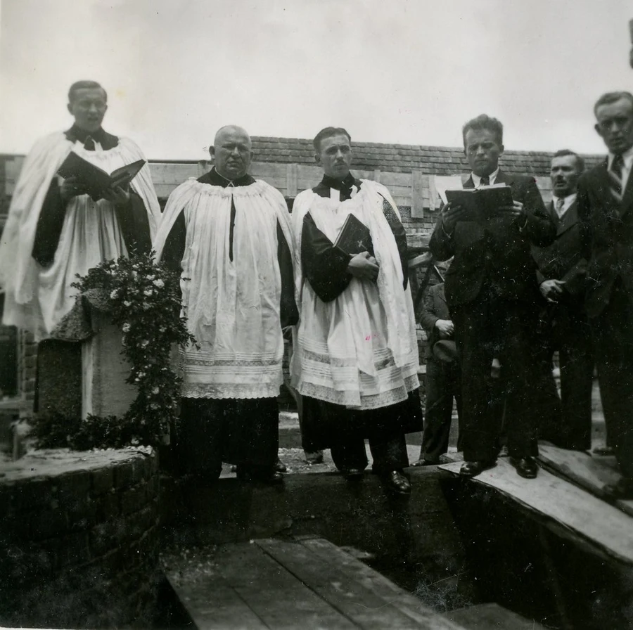 Základný kameň zborového domu “ léta Páně 1939″