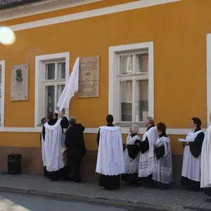 Pamatné tabule na starej fare